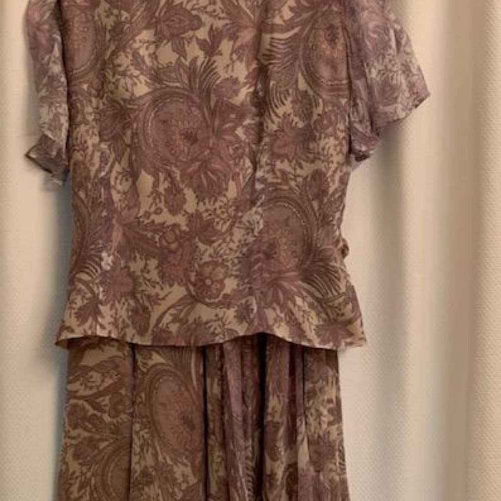 Print Separate Skirt and Top